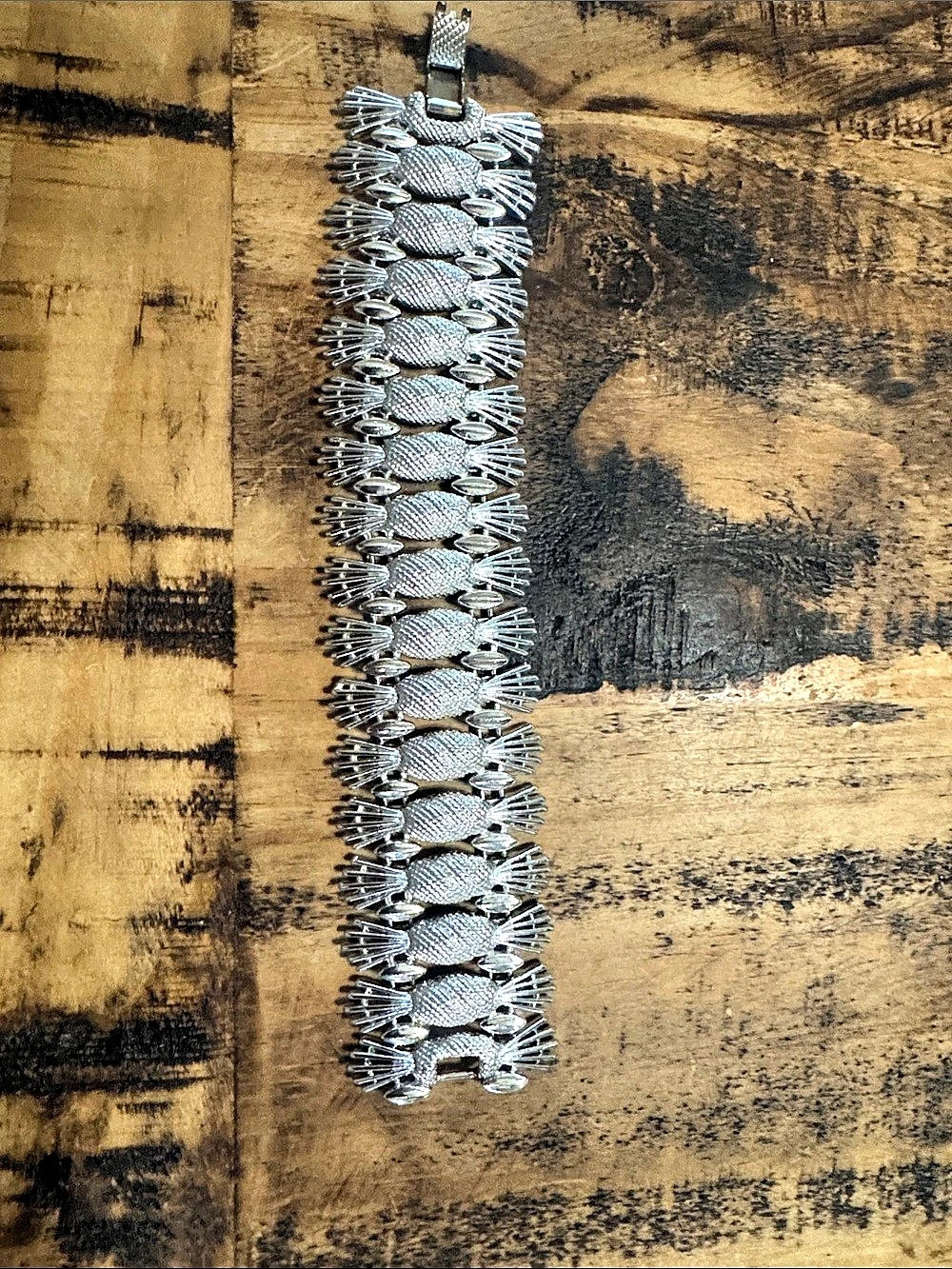 SARA COVENTRY Statement Link Bracelet in Silver Like New